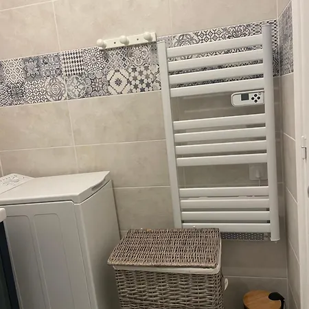 Location Au Lavandou Apartament